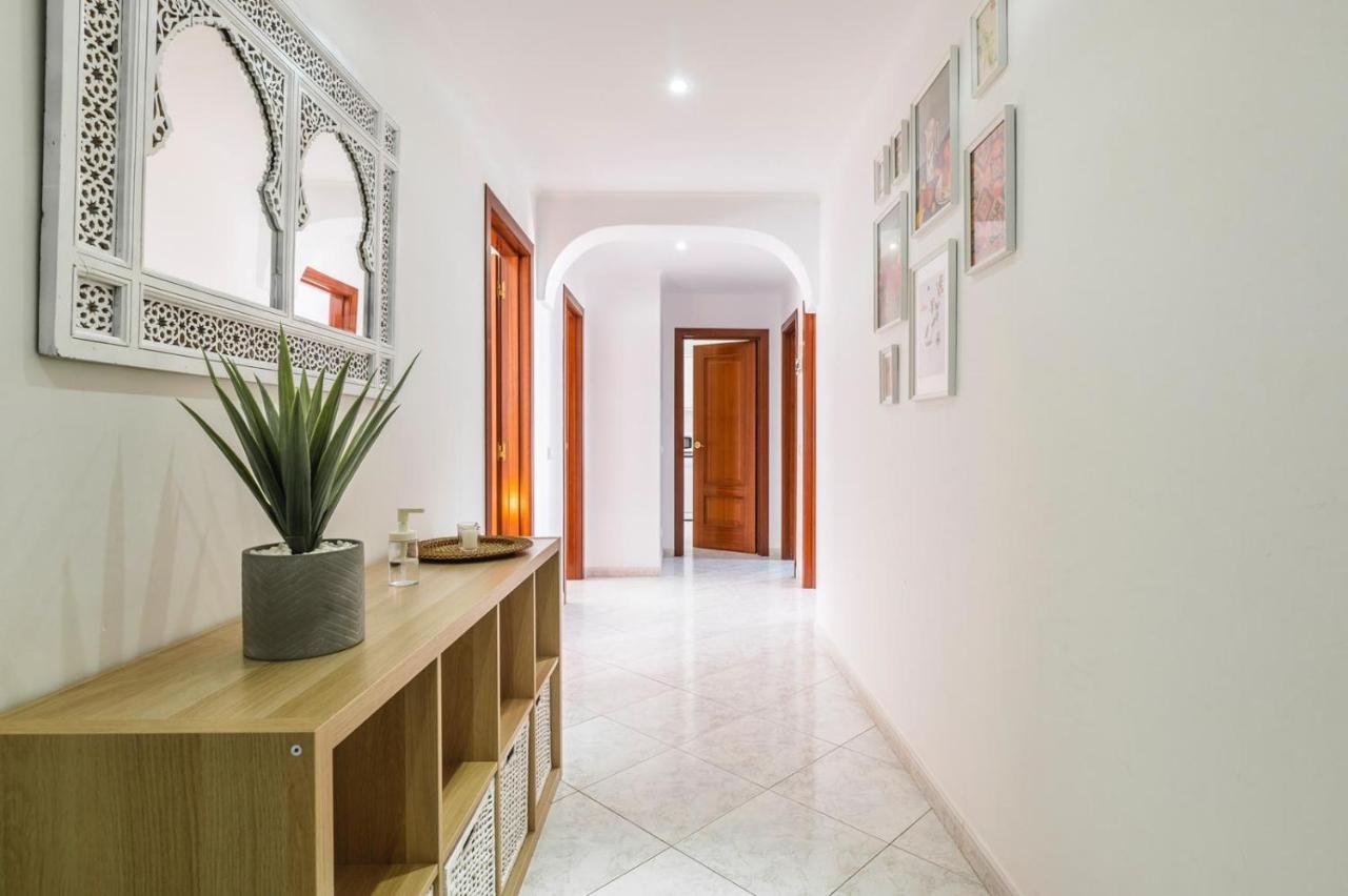 Apartamento Flat With Ac, Wifi, Netflix, Balcony - 3 Min From The Beach Armação de Pêra Exterior foto