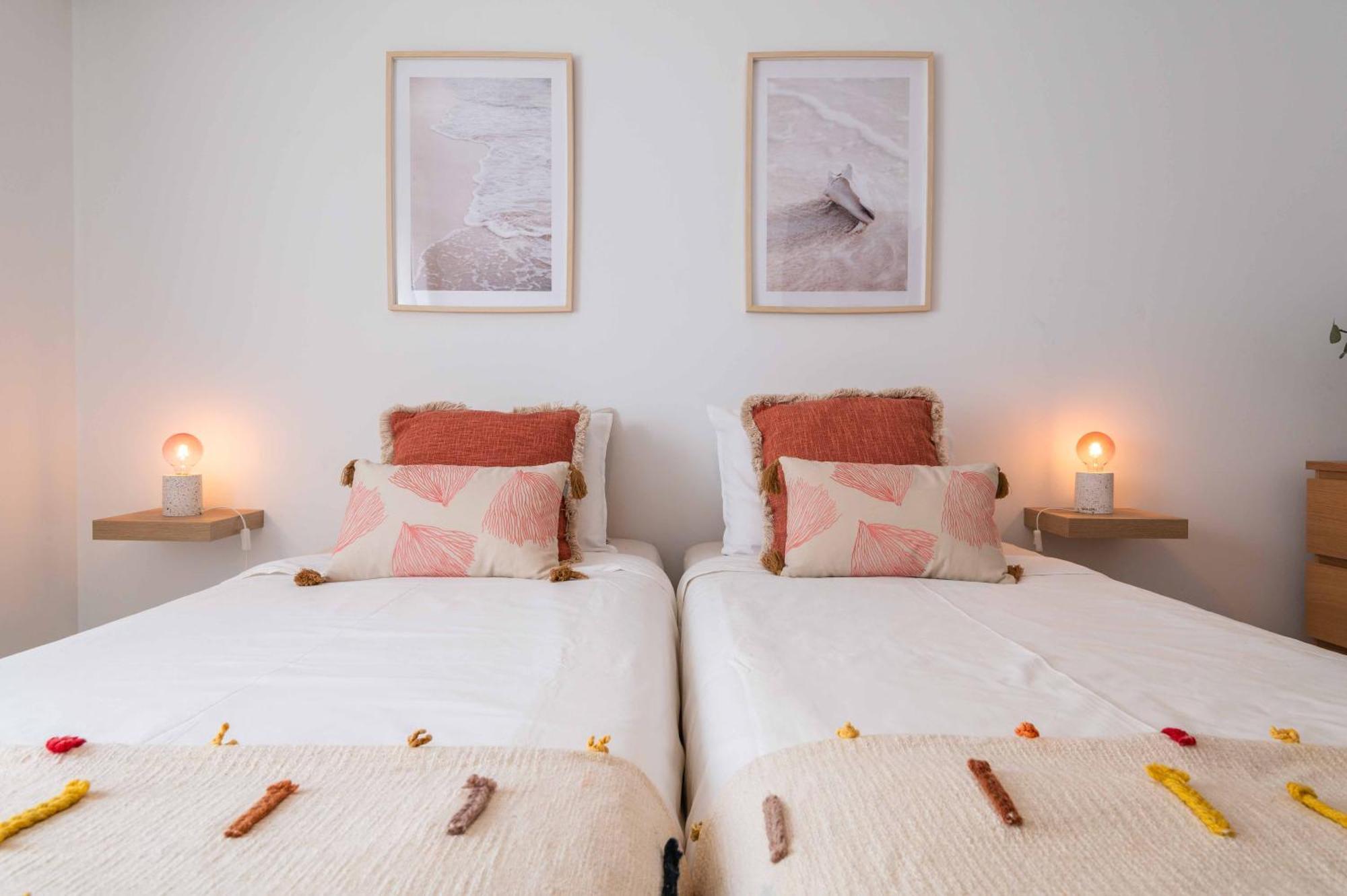 Apartamento Flat With Ac, Wifi, Netflix, Balcony - 3 Min From The Beach Armação de Pêra Exterior foto